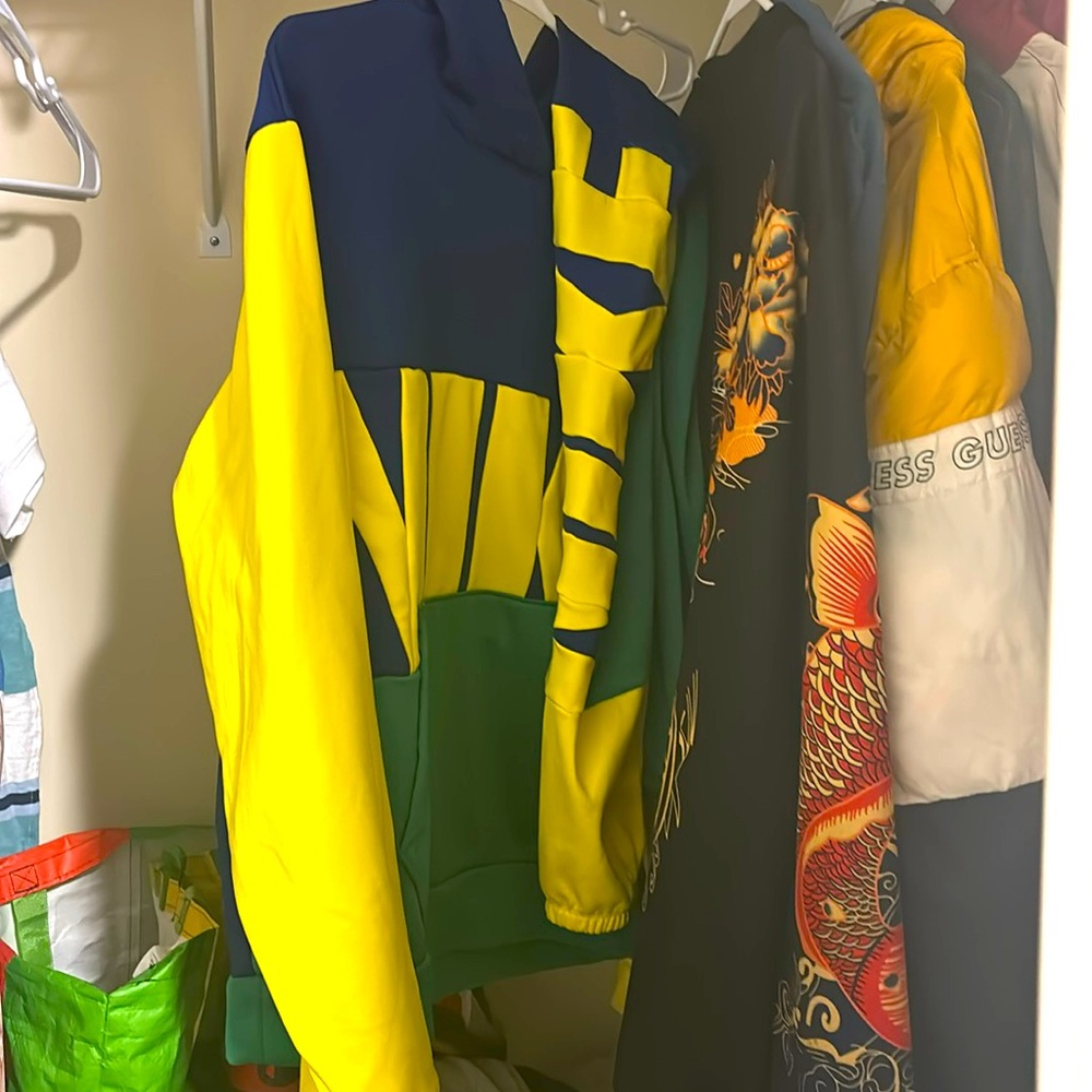 NIKE TRACKSUIT